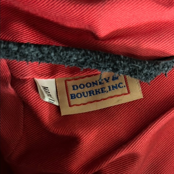 Dooney & Bourke Black and Tan Tote Bag with Signature Style - Picture 11 of 15